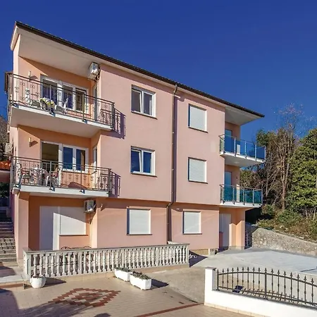 Apartment Stunning Apartment In Volosko With House Sea View